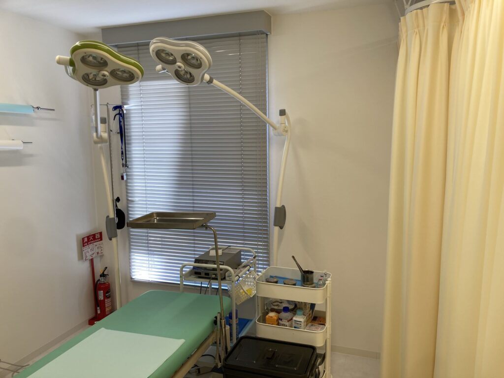 ABCクリニック神戸院の施術ルーム全体像2