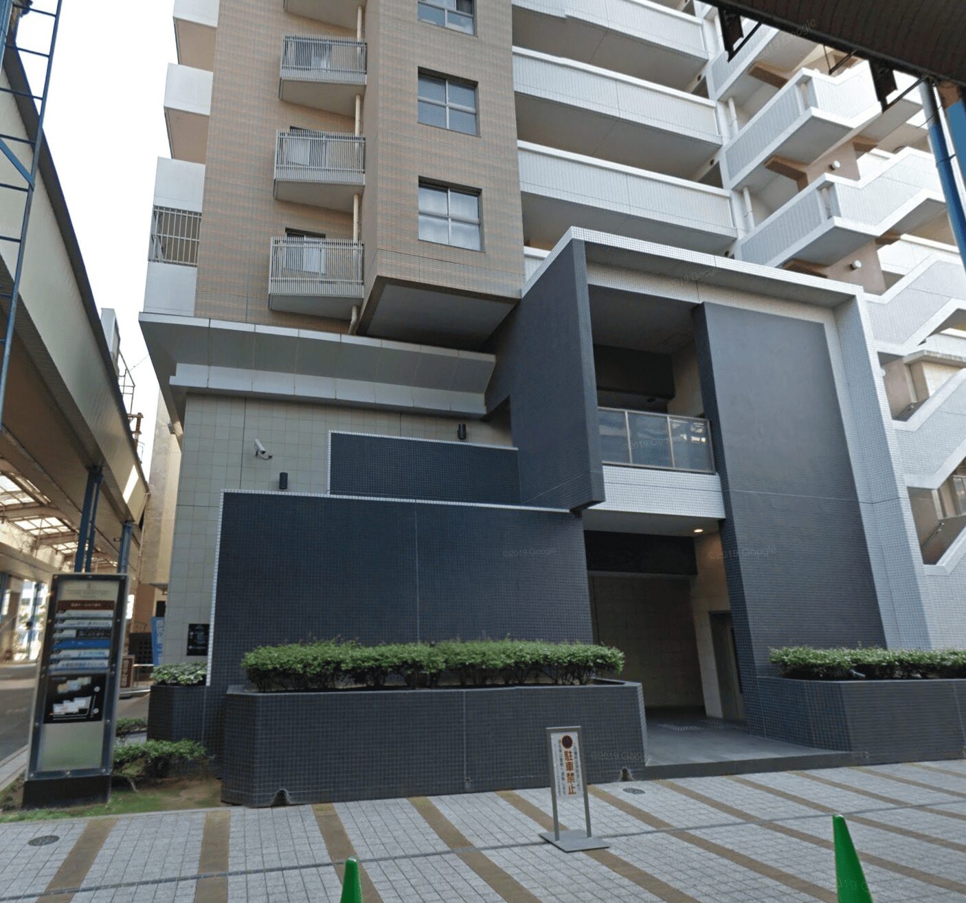 アイ病外科リベールクリニック外観