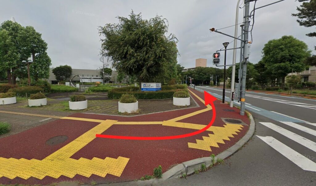 つくばエクスポセンターの角